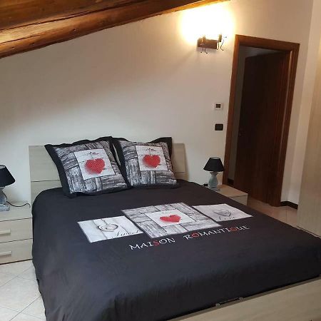 Appartamento Rouge Et Noir Saint-Vincent Esterno foto